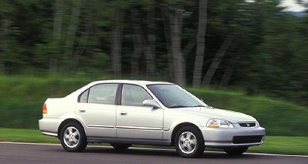 5-drzwiowy Hatchback 1995-1997