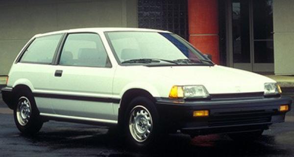 5-drzwiowy Sedan 1987-1991